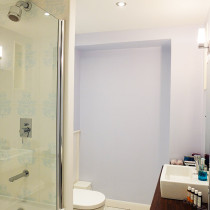 04-Deluxe-king-ensuite